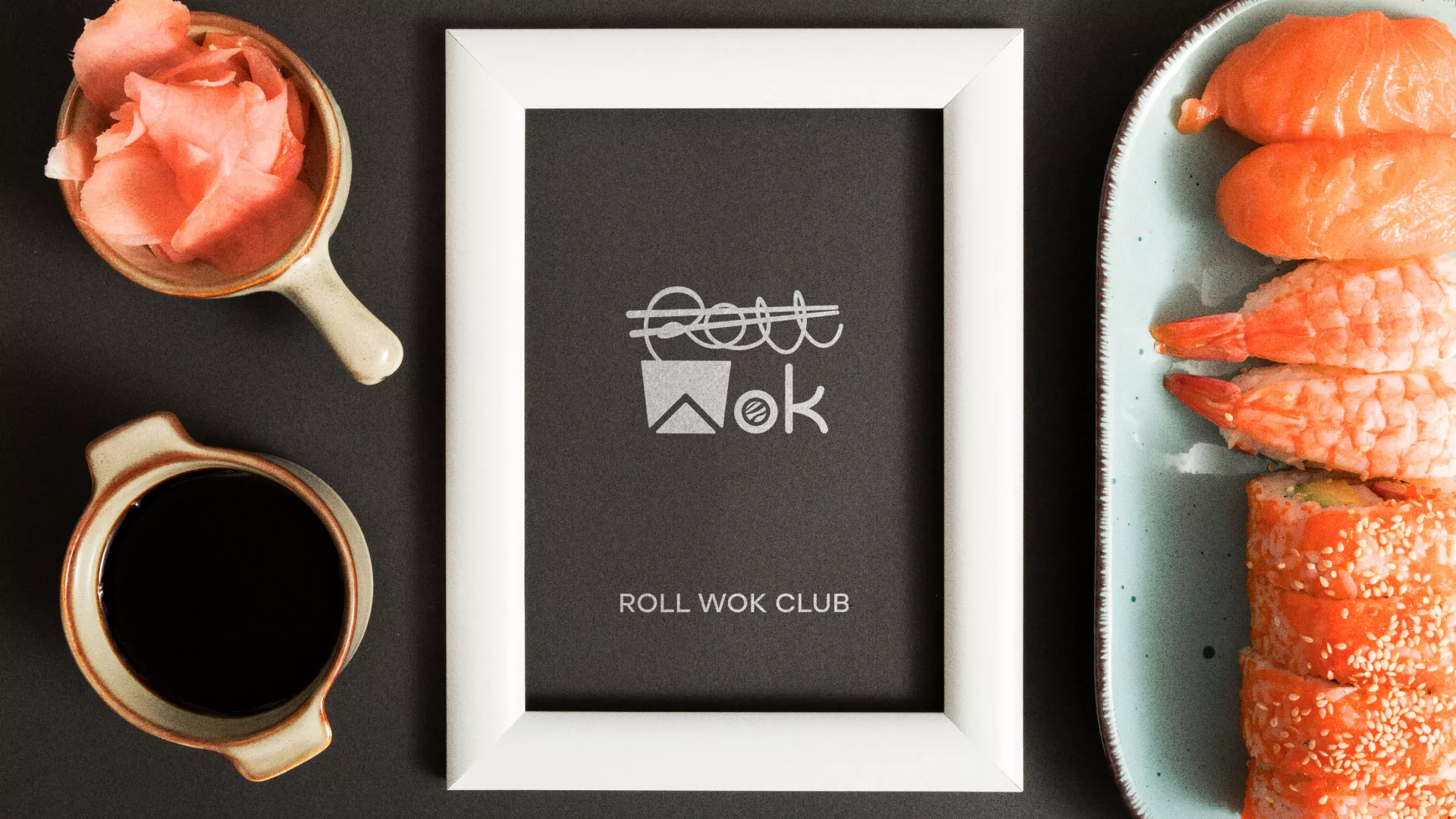 Разработка логотипа суши-бара «Roll Wok Club» в Долгопрудном